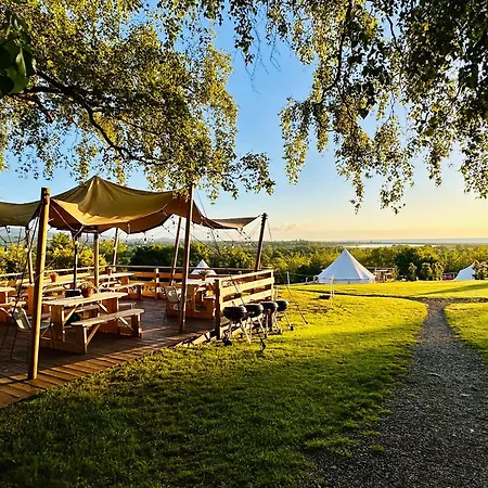 Knockrobin Glamping 럭셔리텐트 *